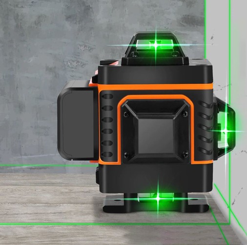 Nivelă laser 4D Bigstren – detaliu carcasă și comandă