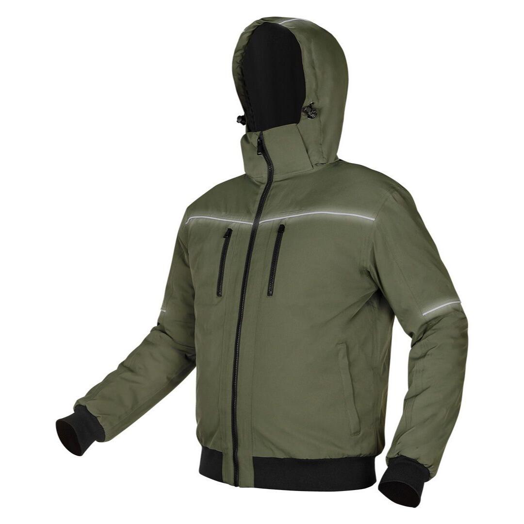 Biaturile reflectorizante ale gecii NEO Outdoor in lumina blitului